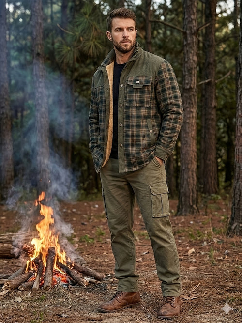 Men's fleece lined plaid shirt jacket in retro style with snap closure