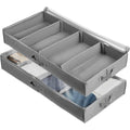 Lidded underbed storage bag protecting clothes from dust